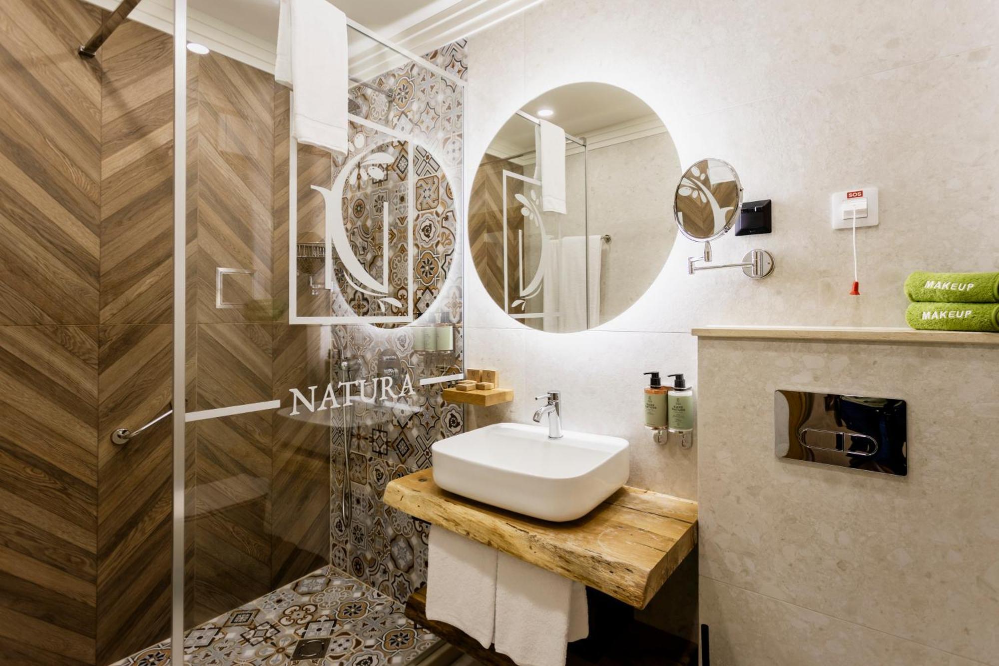 Natura All Seasons Boutique Hotel Burgas Ngoại thất bức ảnh