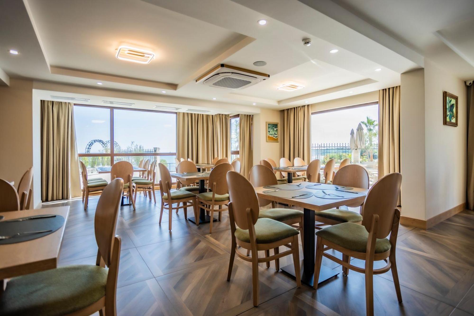 Natura All Seasons Boutique Hotel Burgas Ngoại thất bức ảnh