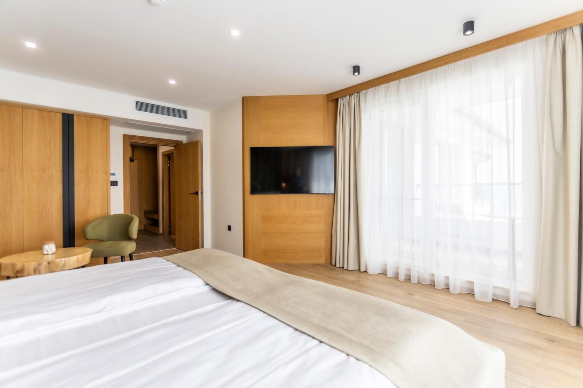 Natura All Seasons Boutique Hotel Burgas Ngoại thất bức ảnh